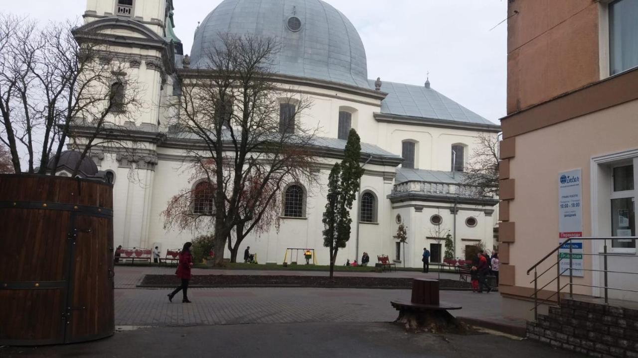 Central Studio Ternopil Exterior foto